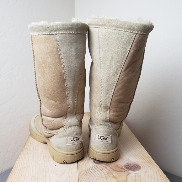 UGG Women's Ultimate Tall 5250 Beige Sheepskin - Picture 6 of 8